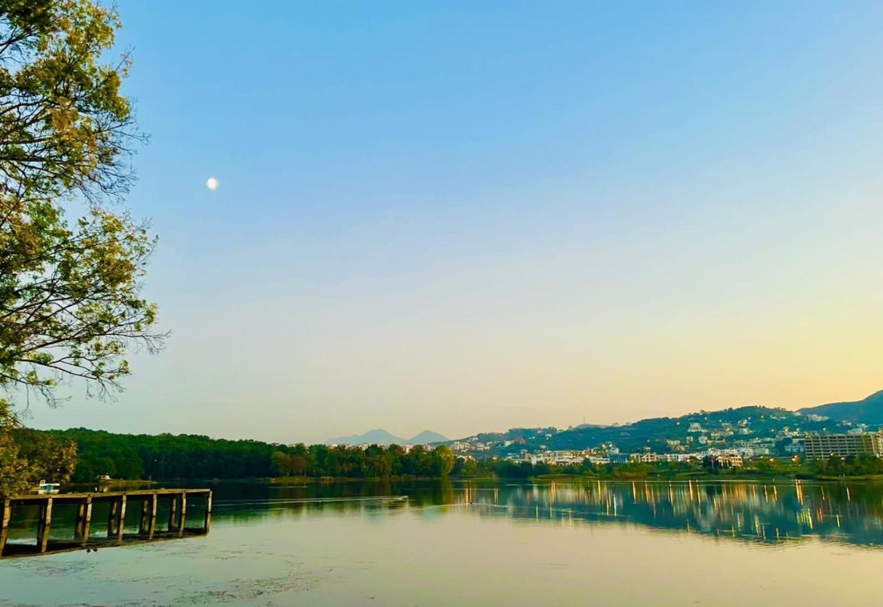 Lake Escape - Home 1 Tiranë Luaran gambar